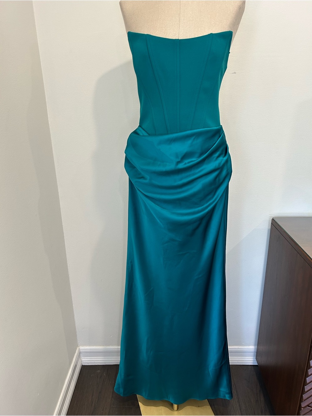 BETSY & ADAM - Strapless Mixed Media Teal Gown Size 6 - Picture 5 of 15